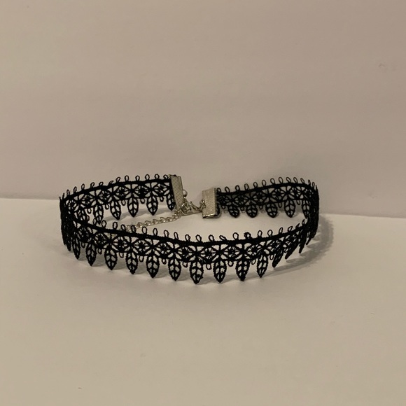 Forever 21 Jewelry - 3/$9 • NEW Thick Black Lace Choker